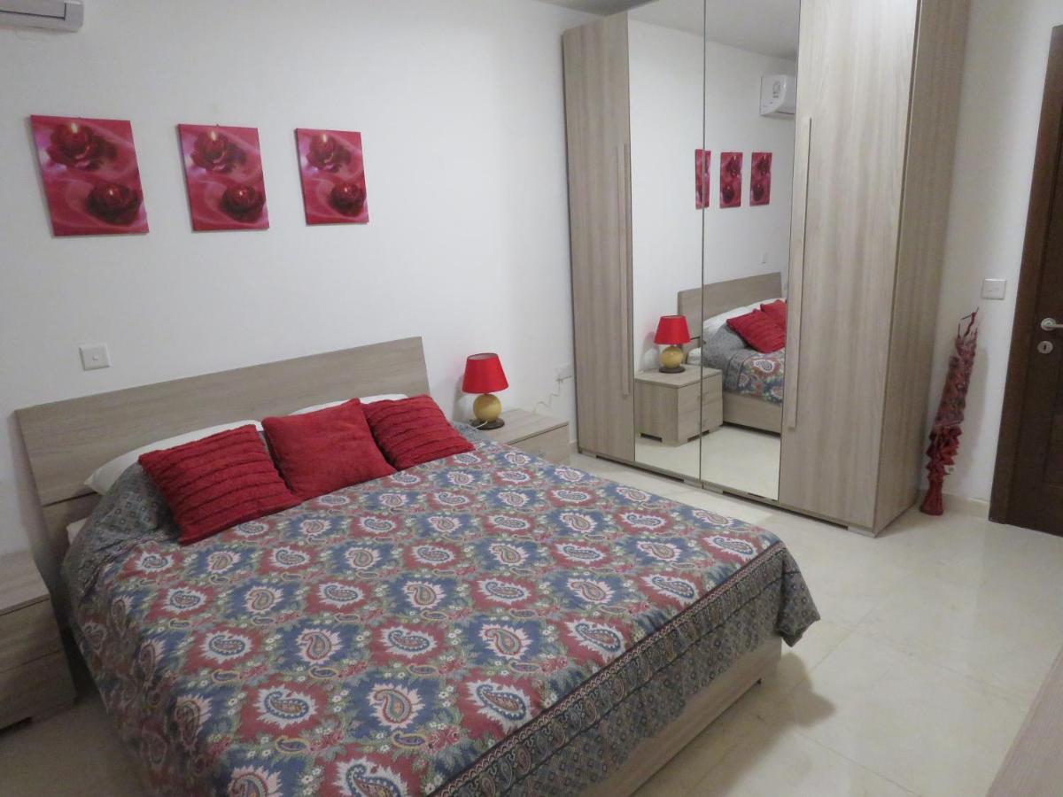 Aquamarine Sea Front Apartments - First Floor Marsaskala Eksteriør billede
