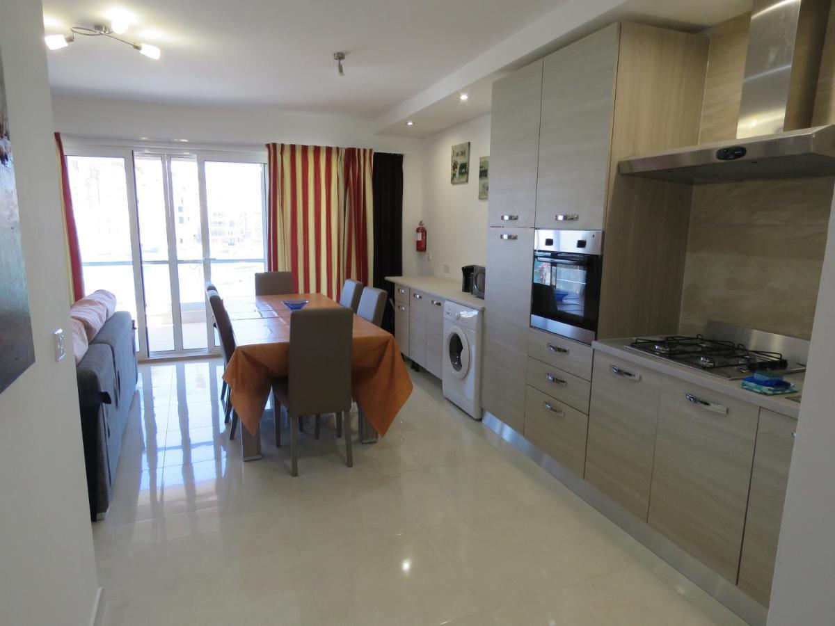 Aquamarine Sea Front Apartments - First Floor Marsaskala Eksteriør billede